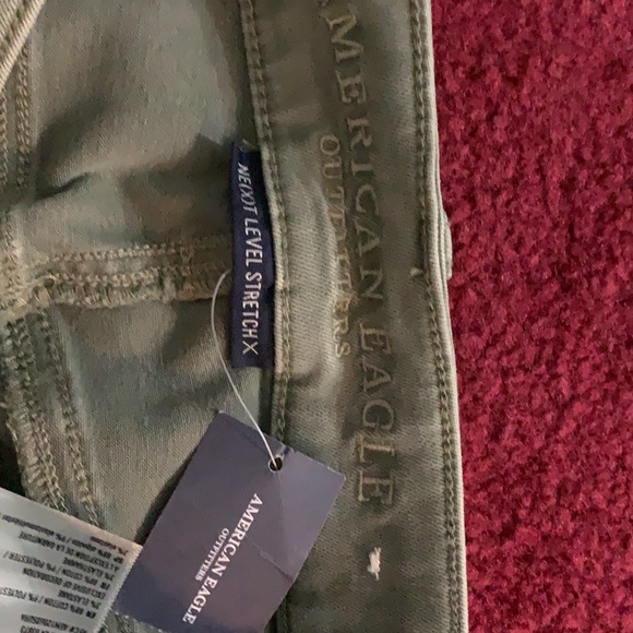 Green skinny jeans - Picture 2 of 3